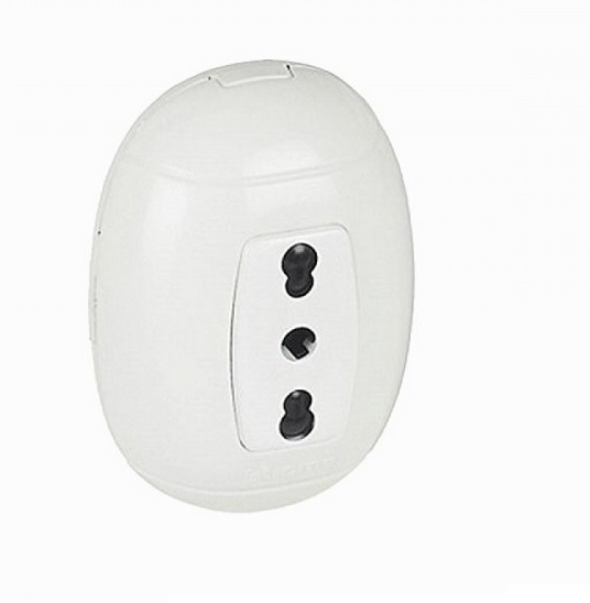 BPresa 2P+T 16A ovale da parete